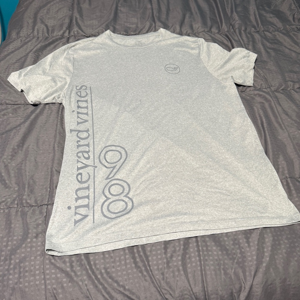 vineyard vines performance Tshirt gray 98 Size medium